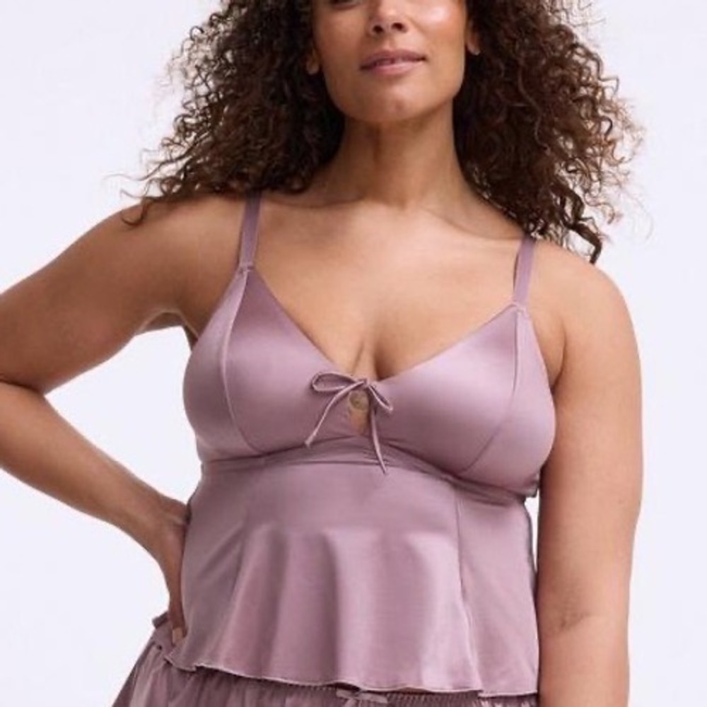 Torrid Shine Wire-Free Flounce Lingerie Camisole Size 1 Toadstool Pink New W Tag